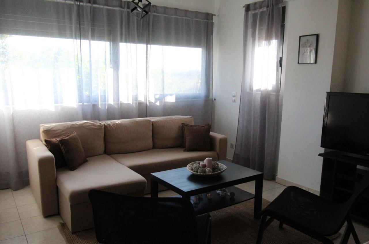 Lovely 2-Bedroom Apartment Αθήνα Εξωτερικό φωτογραφία